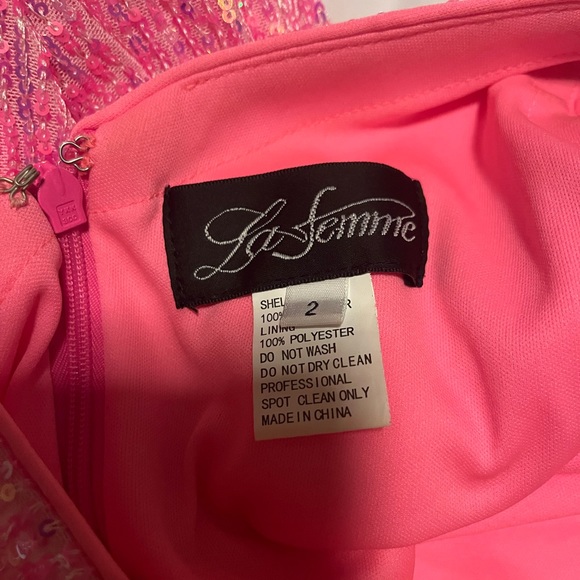 Pink sequin dress - Picture 4 of 4